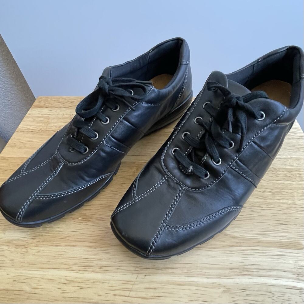 Easy Spirit Women's Leather Black Walking Shoes Size 8.5 Casual Pre Owned Good